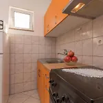 3 Bedroom Gorgeous In Apartman *