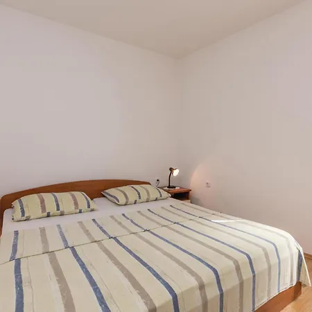 Apartmán 3 Bedroom Lovely In