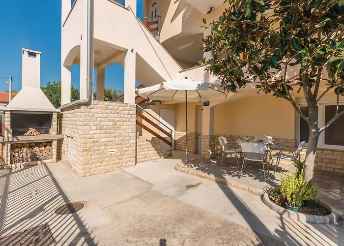 3 Bedroom Gorgeous In *