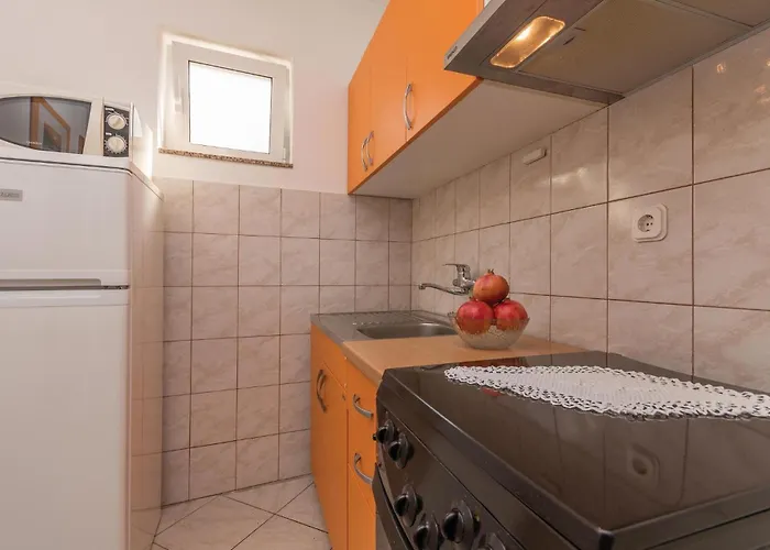 3 Bedroom Gorgeous In 아파트 *